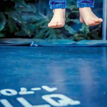 Auf dem Trampolin in Schwung kommen!