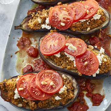 Gefüllte Auberginen mit Bulgur und Schafskäse